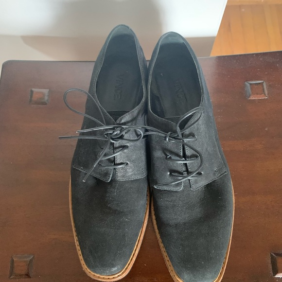 Vince suede men’s style brogue, barely worn. Black suede - Picture 2 of 2